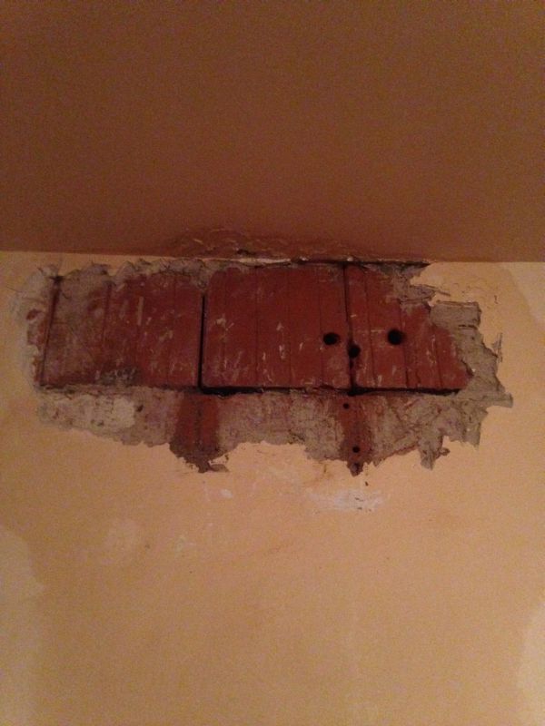 BAU.DE / BAU-Forum: 1. Bild zu Antwort "ja, stimmt , hier sind die Fotos. Nach..." auf die Frage "Nasse Kellerwand nach Schlagregen: Ursachen, Fensterbank-Check & Sanierungstipps" im BAU-Forum "Keller" BAU.DE / BAU-Forum: 1. Bild zu Antwort "ja, stimmt , hier sind die Fotos. Nach..." auf die Frage "Nasse Kellerwand nach Schlagregen: Ursachen, Fensterbank-Check & Sanierungstipps" im BAU-Forum "Keller"