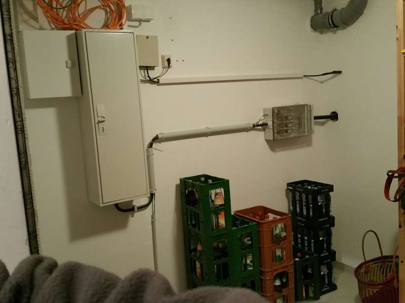 BAU.DE / BAU-Forum: 1. Bild zu Frage "Kellerwand tragend?" im BAU-Forum "Keller" BAU.DE / BAU-Forum: 1. Bild zu Frage "Kellerwand tragend?" im BAU-Forum "Keller"