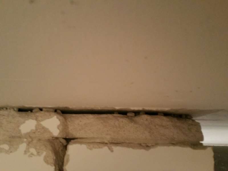 BAU.DE / BAU-Forum: 3. Bild zu Frage "Kellerwand tragend?" im BAU-Forum "Keller" BAU.DE / BAU-Forum: 3. Bild zu Frage "Kellerwand tragend?" im BAU-Forum "Keller"