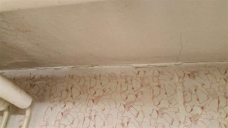 BAU.DE / BAU-Forum: 3. Bild zu Frage "Risse in Kellerdecke problematisch?" im BAU-Forum "Keller" BAU.DE / BAU-Forum: 3. Bild zu Frage "Risse in Kellerdecke problematisch?" im BAU-Forum "Keller"