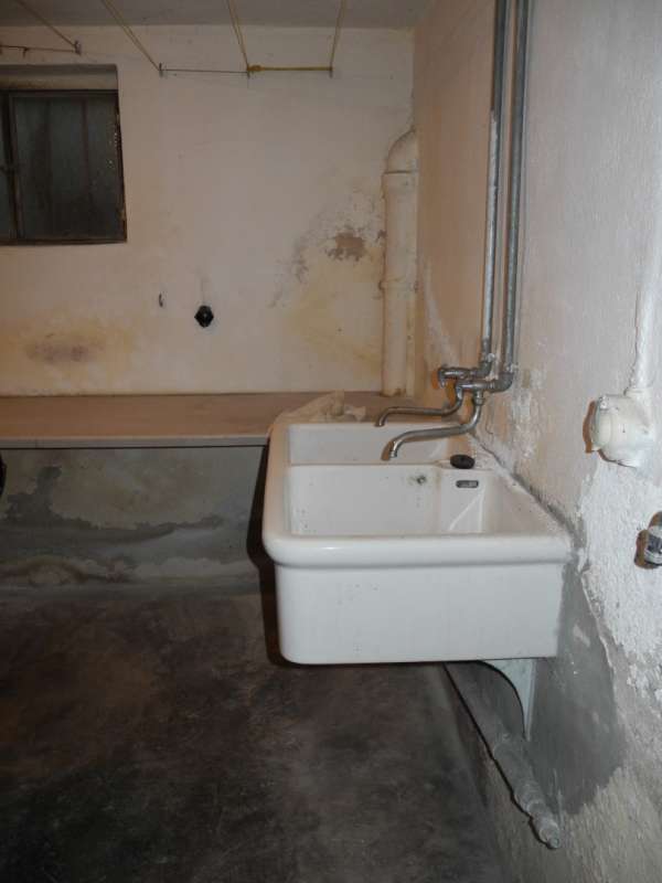 BAU.DE / BAU-Forum: 2. Bild zu Frage "Beurteilung Keller Haus Baujahr 1965" im BAU-Forum "Keller" BAU.DE / BAU-Forum: 2. Bild zu Frage "Beurteilung Keller Haus Baujahr 1965" im BAU-Forum "Keller"