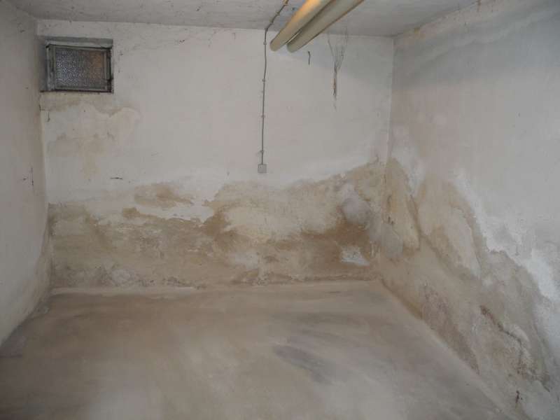 BAU.DE / BAU-Forum: 5. Bild zu Frage "Beurteilung Keller Haus Baujahr 1965" im BAU-Forum "Keller" BAU.DE / BAU-Forum: 5. Bild zu Frage "Beurteilung Keller Haus Baujahr 1965" im BAU-Forum "Keller"