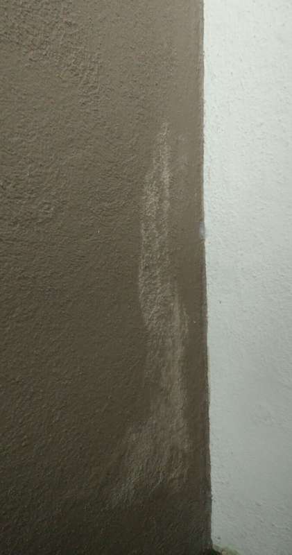 BAU.DE / BAU-Forum: 1. Bild zu Frage "Kellertreppe Feuchtigkeit bei Regen" im BAU-Forum "Keller" BAU.DE / BAU-Forum: 1. Bild zu Frage "Kellertreppe Feuchtigkeit bei Regen" im BAU-Forum "Keller"