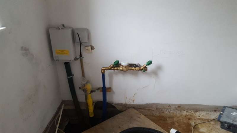 BAU.DE / BAU-Forum: 1. Bild zu Frage "Aussparung in der BPL verschließen, wie?" im BAU-Forum "Keller" BAU.DE / BAU-Forum: 1. Bild zu Frage "Aussparung in der BPL verschließen, wie?" im BAU-Forum "Keller"