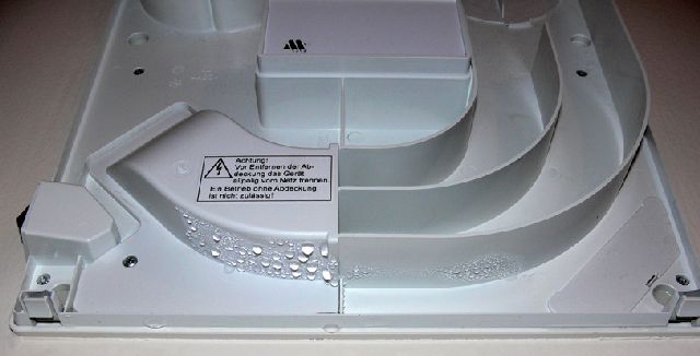 BAU.DE / BAU-Forum: 1. Bild zu Frage "Wasserschaden durch L&uuml;ftungsger&auml;t: Ursachen, Folgesch&auml;den & Sofortma&szlig;nahmen?" im BAU-Forum "L&uuml;ftung"