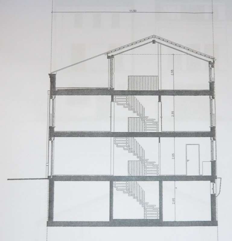 BAU.DE / BAU-Forum: 1. Bild zu Antwort "Höhenschnitt" auf die Frage "Haus zu tief gebaut: Minderung berechnen – Wertminderung, Ursachen & Vorgehen?" im BAU-Forum "Neubau" BAU.DE / BAU-Forum: 1. Bild zu Antwort "Höhenschnitt" auf die Frage "Haus zu tief gebaut: Minderung berechnen – Wertminderung, Ursachen & Vorgehen?" im BAU-Forum "Neubau"
