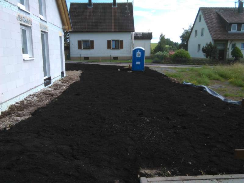 BAU.DE / BAU-Forum: 2. Bild zu Frage "Sockel richtig abdichten: Anleitung, Materialien & Kosten f&uuml;r dauerhaften Schutz?" im BAU-Forum "Neubau"