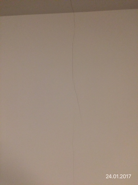 BAU.DE / BAU-Forum: 5. Bild zu Frage "Risse im Neubau (Sommer 2016)" im BAU-Forum "Neubau"