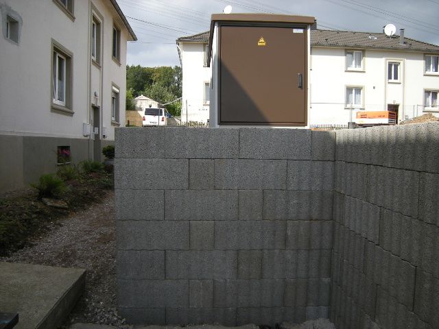 BAU.DE / BAU-Forum: 2. Bild zu Frage "Grenzabstand und von Bauh&ouml;he von Trafostation in NRW" im BAU-Forum "Normen, Vorschriften, Verordnungen etc."