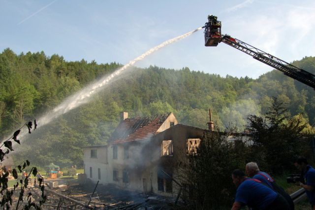BAU.DE / BAU-Forum: 1. Bild zu Frage "Bauantrag nach Brand" im BAU-Forum "Bauplanung / Baugenehmigung"
