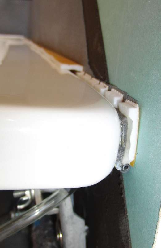 BAU.DE / BAU-Forum: 1. Bild zu Antwort "Info: 1-2-3 HiWi Band &ndash; Details im Fachmagazin!" auf die Frage "Wannenanschluss abdichten: 1-2-3 HiWi Band Alternative f&uuml;r Stahlwanne an Fermacell?" im BAU-Forum "Sanit&auml;r, Bad, Dusche, WC"