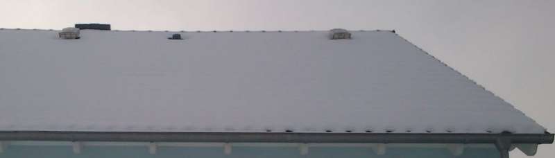 BAU.DE / BAU-Forum: 1. Bild zu Antwort "Foto vom Dach" auf die Frage "Abflussgeruch im Bad: Ursachen, Siphon-Probleme & Lösungen für Neubau?" im BAU-Forum "Sanitär, Bad, Dusche, WC" BAU.DE / BAU-Forum: 1. Bild zu Antwort "Foto vom Dach" auf die Frage "Abflussgeruch im Bad: Ursachen, Siphon-Probleme & Lösungen für Neubau?" im BAU-Forum "Sanitär, Bad, Dusche, WC"