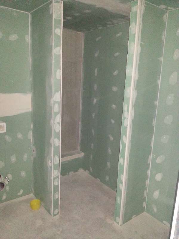 BAU.DE / BAU-Forum: 1. Bild zu Frage "Dusche im Trockenbau &nbsp;-&nbsp; normale Spachtelmasse &nbsp;-&nbsp; Risiko?" im BAU-Forum "Sanit&auml;r, Bad, Dusche, WC"