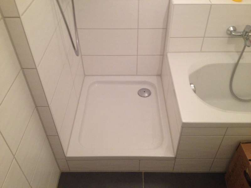 BAU.DE / BAU-Forum: 2. Bild zu Antwort "Sondergr&ouml;&szlig;e Eckkabine" auf die Frage "Duschwanne Sonderma&szlig;: Toleranzen beim Einbau? Kosten f&uuml;r Anpassung?" im BAU-Forum "Sanit&auml;r, Bad, Dusche, WC"