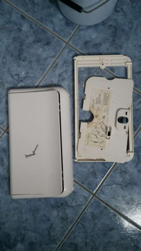 BAU.DE / BAU-Forum: 1. Bild zu Frage "Dr&uuml;ckerplatte, welches Modell" im BAU-Forum "Sanit&auml;r, Bad, Dusche, WC"