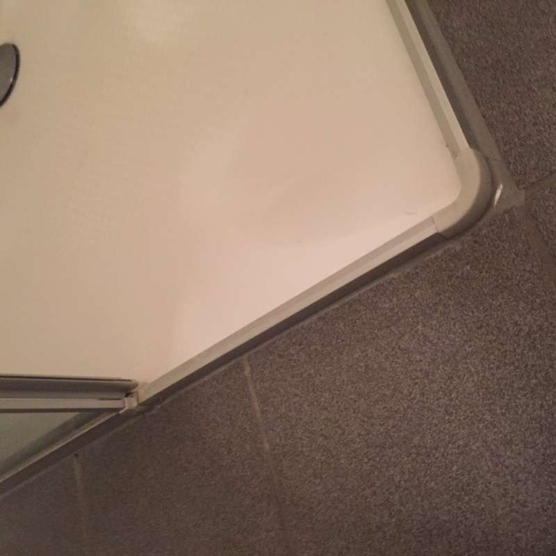 BAU.DE / BAU-Forum: 3. Bild zu Frage "Badezimmer Abdichtung Fliesen / Verbundabdichtung" im BAU-Forum "Sanit&auml;r, Bad, Dusche, WC"