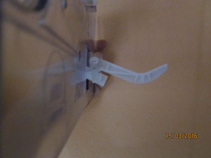 BAU.DE / BAU-Forum: 5. Bild zu Frage "Dr&uuml;ckerplatte gesucht" im BAU-Forum "Sanit&auml;r, Bad, Dusche, WC"