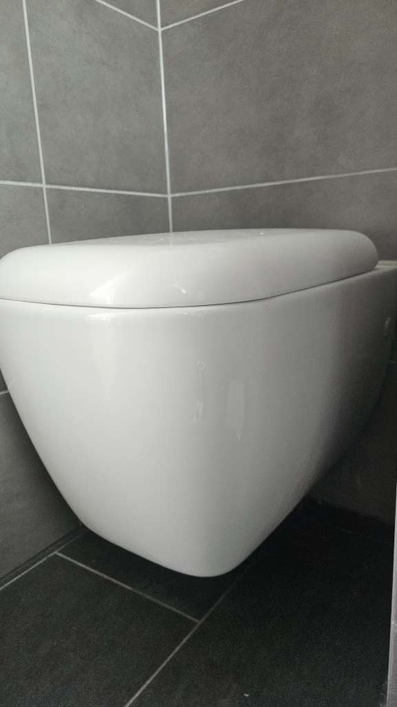 BAU-Forumsbeitrag: WC-Becken identifizieren: Hilfe bei der Suche nach passendem WC-Sitz BAU-Forumsbeitrag: WC-Becken identifizieren: Hilfe bei der Suche nach passendem WC-Sitz