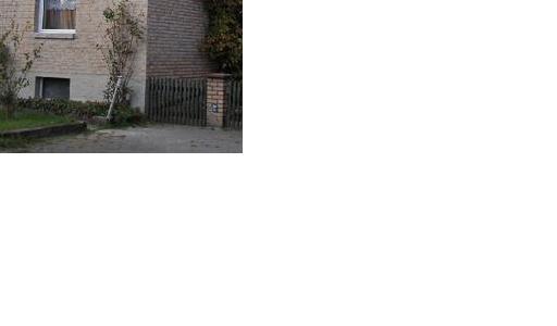 BAU.DE / BAU-Forum: 1. Bild zu Frage "Klinker reinigen & sanieren: Zementschleier, Fugen, Versiegelung &ndash; Tipps f&uuml;r Altbau?" im BAU-Forum "Modernisierung / Sanierung / Bausch&auml;den"