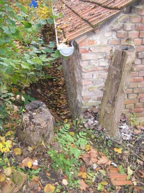 BAU.DE / BAU-Forum: 3. Bild zu Frage "Bestandschutz verwirkt trotz Druck vom Anwalt? Grenzwand, Baulast & Nachbarrecht in Th&uuml;ringen" im BAU-Forum "Modernisierung / Sanierung / Bausch&auml;den"