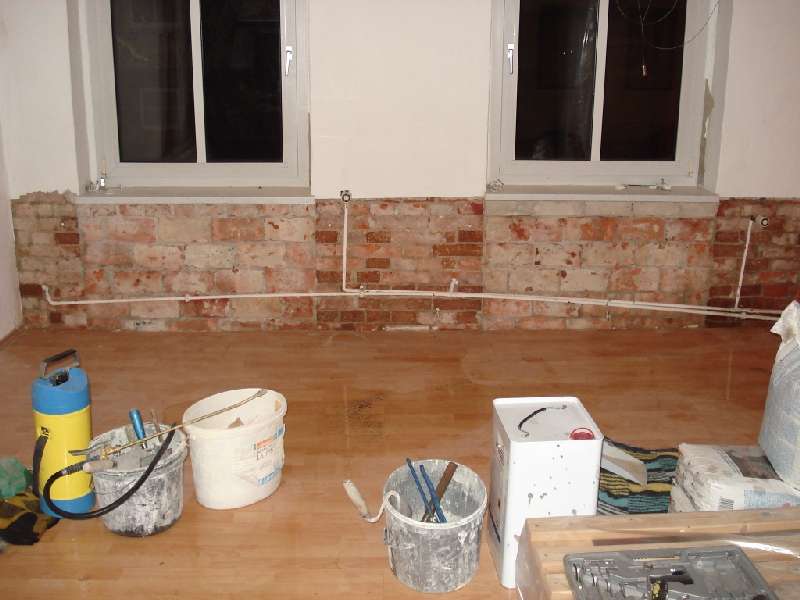 BAU.DE / BAU-Forum: 3. Bild zu Antwort "Schimmel im Altbau: Bilder der Sanierung als Ursachenforschung" auf die Frage "Kondenswasser am Fenster innen: Ursachen, Ma&szlig;nahmen & Risiken im Altbau?" im BAU-Forum "Modernisierung / Sanierung / Bausch&auml;den"