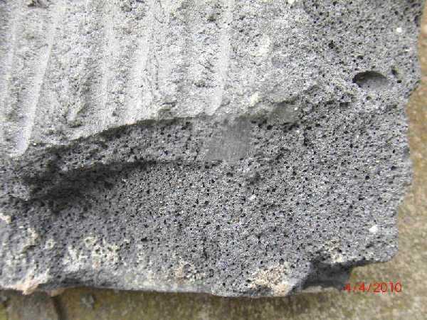 BAU.DE / BAU-Forum: 2. Bild zu Antwort "Wasserschaden im Altbau: Fotos der verbauten Steine" auf die Frage "Wasserschaden Sanierung Altbau (1962): Ytong-Steine, Feuchtigkeit messen & Folgesch&auml;den?" im BAU-Forum "Modernisierung / Sanierung / Bausch&auml;den"