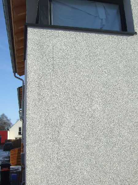 BAU.DE / BAU-Forum: 1. Bild zu Antwort "Putzfassaden: D&auml;mmbaustil im Detail betrachtet" auf die Frage "Reihenendhaus sanieren: Welche Ma&szlig;nahmen lohnen sich wirklich? Kosten, D&auml;mmung & Heizung" im BAU-Forum "Modernisierung / Sanierung / Bausch&auml;den"