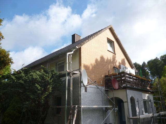 BAU.DE / BAU-Forum: 2. Bild zu Antwort "WDVS: Fotos & Tabelle" auf die Frage "WDVS Systemwahl: Vergleich Neopor, Mineralwolle & Mineralschaum &ndash; Vor- und Nachteile?" im BAU-Forum "Modernisierung / Sanierung / Bausch&auml;den"