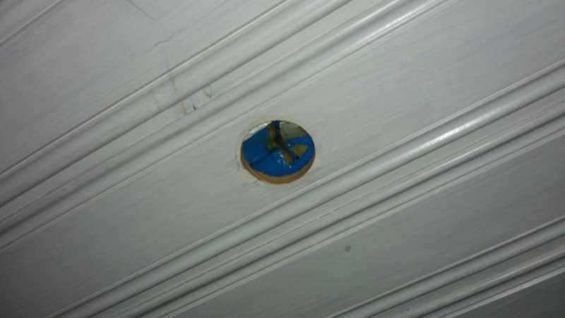 BAU.DE / BAU-Forum: 2. Bild zu Frage "Badezimmerdecke sanieren: GKBi statt Paneele &ndash; Kosten, Aufbau & Feuchtraum-Eignung?" im BAU-Forum "Modernisierung / Sanierung / Bausch&auml;den"