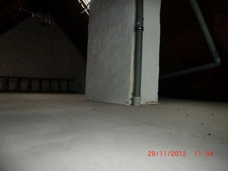 BAU.DE / BAU-Forum: 1. Bild zu Antwort "guten Tag Herr filusch, Holzbalkendecke, vermutlich..." auf die Frage "Schalld&auml;mmung im Altbau (1926): L&auml;rmschutz verbessern &ndash; Ma&szlig;nahmen, Kosten & Vergleich" im BAU-Forum "Modernisierung / Sanierung / Bausch&auml;den"