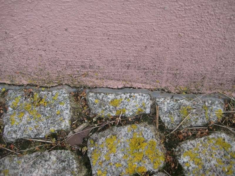 BAU.DE / BAU-Forum: 1. Bild zu Frage "Spritzschutz selber bauen: Materialien, Anleitung & Kosten im Überblick?" im BAU-Forum "Modernisierung / Sanierung / Bauschäden" BAU.DE / BAU-Forum: 1. Bild zu Frage "Spritzschutz selber bauen: Materialien, Anleitung & Kosten im Überblick?" im BAU-Forum "Modernisierung / Sanierung / Bauschäden"