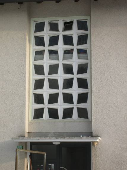 BAU.DE / BAU-Forum: 1. Bild zu Frage "Betonelement durch Fensterelement ersetzten?" im BAU-Forum "Modernisierung / Sanierung / Bausch&auml;den"