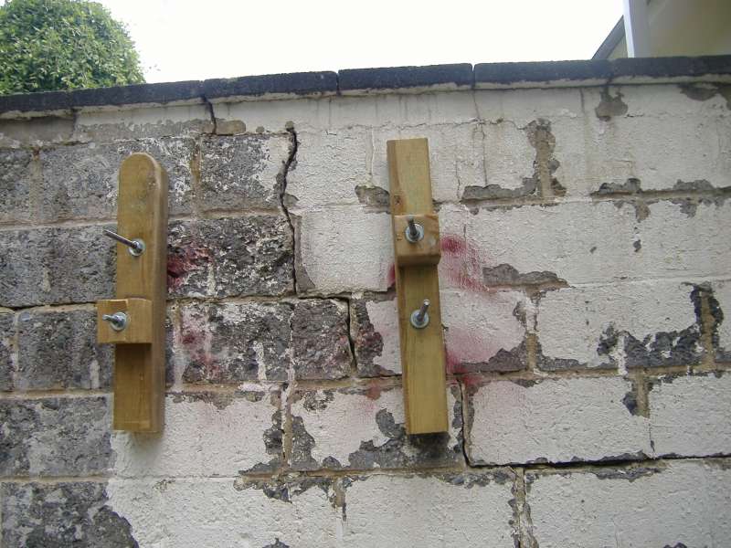 BAU.DE / BAU-Forum: 2. Bild zu Frage "Mauersanierung" im BAU-Forum "Modernisierung / Sanierung / Bauschäden" BAU.DE / BAU-Forum: 2. Bild zu Frage "Mauersanierung" im BAU-Forum "Modernisierung / Sanierung / Bauschäden"