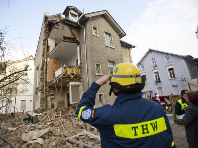 BAU.DE / BAU-Forum: 2. Bild zu Antwort "Deckenstabilität?" auf die Frage "Tragende Wand: Standsicherheit prüfen & wiederherstellen – Ursachen, Risiken & Kosten?" im BAU-Forum "Modernisierung / Sanierung / Bauschäden" BAU.DE / BAU-Forum: 2. Bild zu Antwort "Deckenstabilität?" auf die Frage "Tragende Wand: Standsicherheit prüfen & wiederherstellen – Ursachen, Risiken & Kosten?" im BAU-Forum "Modernisierung / Sanierung / Bauschäden"