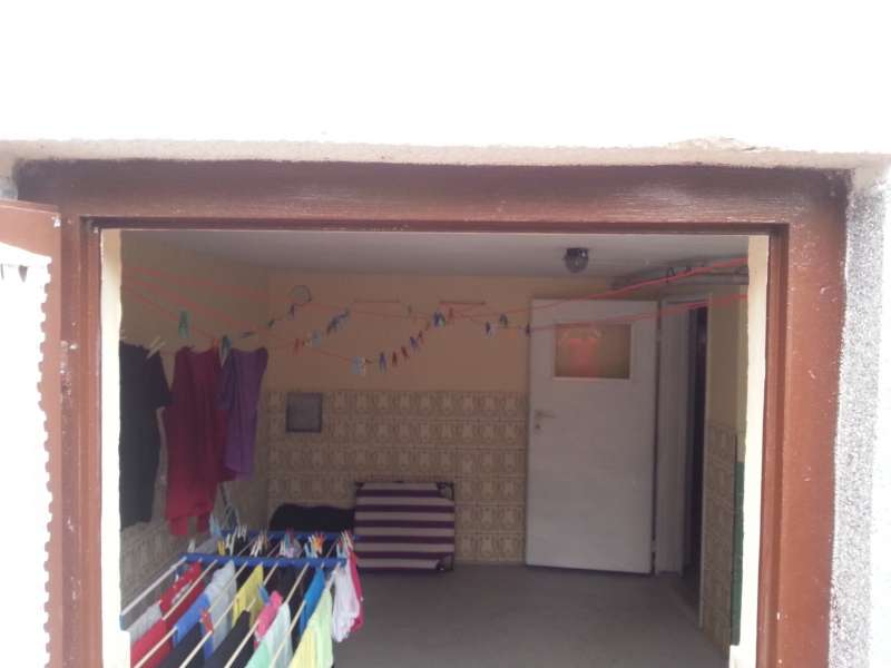 BAU.DE / BAU-Forum: 4. Bild zu Frage "Türausschnitt vergrößern/Anschlag entfernen" im BAU-Forum "Modernisierung / Sanierung / Bauschäden" BAU.DE / BAU-Forum: 4. Bild zu Frage "Türausschnitt vergrößern/Anschlag entfernen" im BAU-Forum "Modernisierung / Sanierung / Bauschäden"