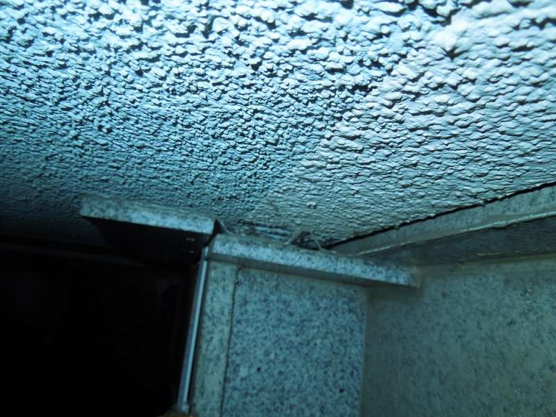 BAU.DE / BAU-Forum: 5. Bild zu Frage "Außenstiege "geht weg" bzw. kippt" im BAU-Forum "Modernisierung / Sanierung / Bauschäden" BAU.DE / BAU-Forum: 5. Bild zu Frage "Außenstiege "geht weg" bzw. kippt" im BAU-Forum "Modernisierung / Sanierung / Bauschäden"