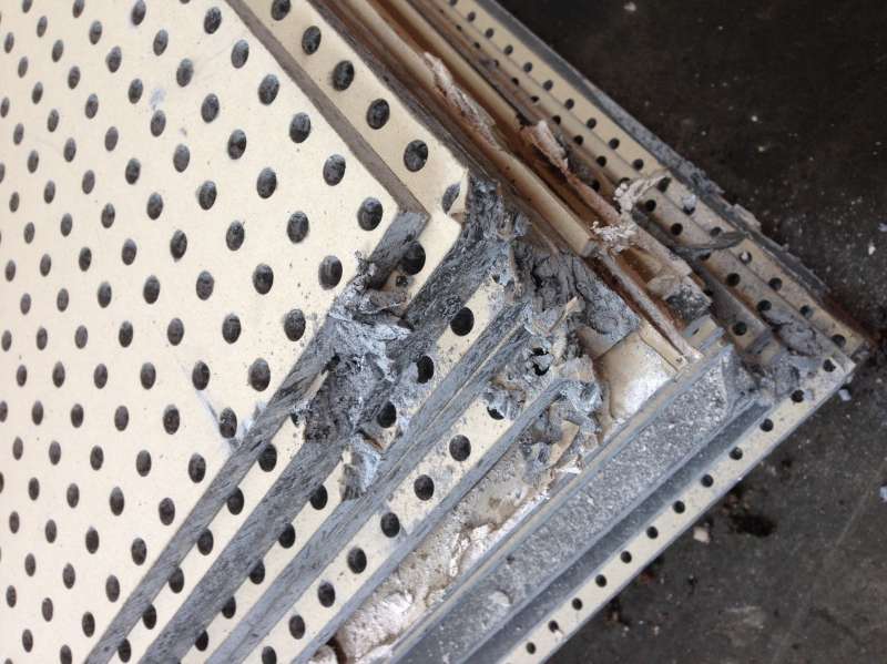 BAU.DE / BAU-Forum: 4. Bild zu Frage "Asbest?" im BAU-Forum "Modernisierung / Sanierung / Bauschäden" BAU.DE / BAU-Forum: 4. Bild zu Frage "Asbest?" im BAU-Forum "Modernisierung / Sanierung / Bauschäden"