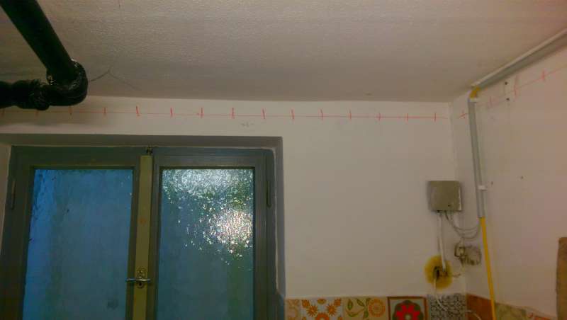 BAU.DE / BAU-Forum: 4. Bild zu Frage "Wir brauchen Hilfe wegen Horizontalabdichtung" im BAU-Forum "Modernisierung / Sanierung / Bausch&auml;den"