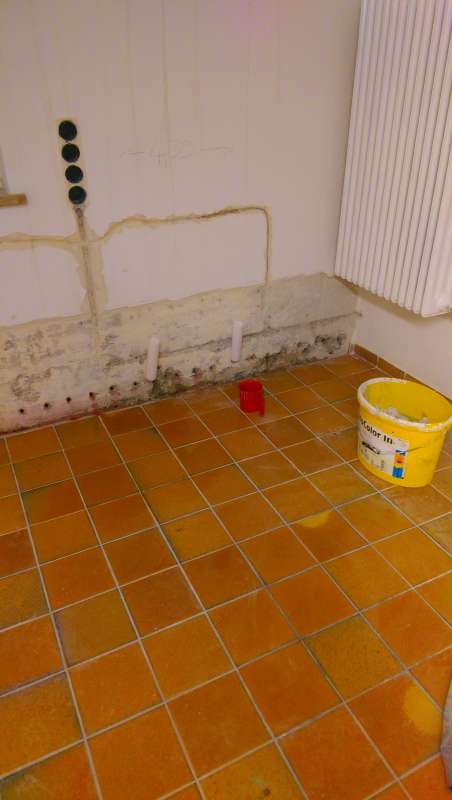 BAU.DE / BAU-Forum: 1. Bild zu Antwort "Kaum zu glauben aber nachdem man die unsinnigen Sanierungen gestopt hat.." auf die Frage "Horizontalsperre im Keller: Kosten, Verfahren & Alternativen bei aufsteigender Feuchte?" im BAU-Forum "Modernisierung / Sanierung / Bausch&auml;den"