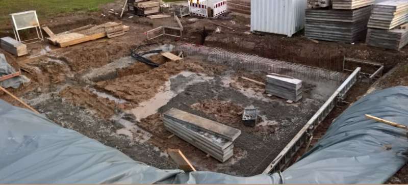 BAU.DE / BAU-Forum: 1. Bild zu Frage "Bauschäden nach 2 Wochen: Ursachen, Risiken & Sofortmaßnahmen?" im BAU-Forum "Modernisierung / Sanierung / Bauschäden" BAU.DE / BAU-Forum: 1. Bild zu Frage "Bauschäden nach 2 Wochen: Ursachen, Risiken & Sofortmaßnahmen?" im BAU-Forum "Modernisierung / Sanierung / Bauschäden"