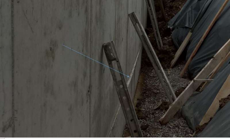 BAU.DE / BAU-Forum: 4. Bild zu Antwort "Bilder #2" auf die Frage "Bauschäden nach 2 Wochen: Ursachen, Risiken & Sofortmaßnahmen?" im BAU-Forum "Modernisierung / Sanierung / Bauschäden" BAU.DE / BAU-Forum: 4. Bild zu Antwort "Bilder #2" auf die Frage "Bauschäden nach 2 Wochen: Ursachen, Risiken & Sofortmaßnahmen?" im BAU-Forum "Modernisierung / Sanierung / Bauschäden"