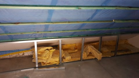 BAU.DE / BAU-Forum: 4. Bild zu Antwort "So... Hallo noch mal an alle.. Ich..." auf die Frage "Feuchtigkeit an Dampfsperre am Ringanker: Ursachen, Folgen & Sanierung?" im BAU-Forum "Modernisierung / Sanierung / Bausch&auml;den"