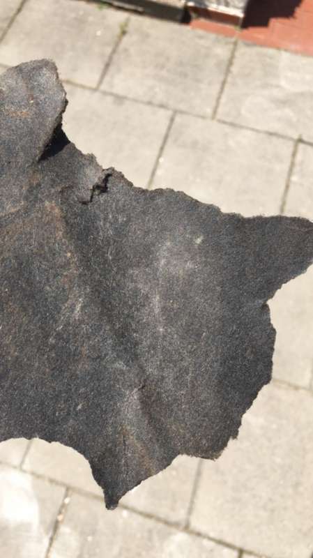 BAU.DE / BAU-Forum: 3. Bild zu Frage "Was ist das f&uuml;r eine Art Rohrisolierung?" im BAU-Forum "Modernisierung / Sanierung / Bausch&auml;den"