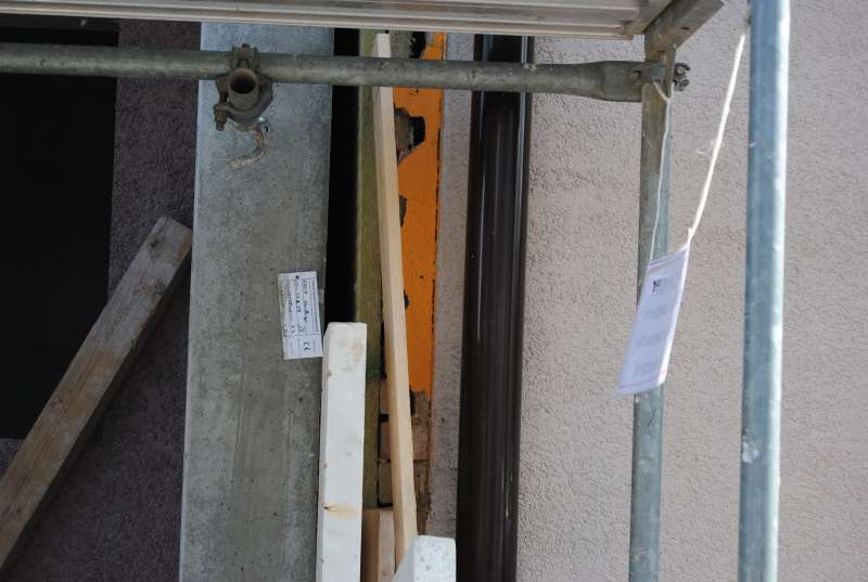 BAU.DE / BAU-Forum: 1. Bild zu Antwort "Heute kommt der Anwalt meiner Eltern" auf die Frage "Doppelhaush&auml;lfte Abriss & Neubau: Was tun bei Sch&auml;den an Giebelwand, Statik & Isolierung?" im BAU-Forum "Modernisierung / Sanierung / Bausch&auml;den"