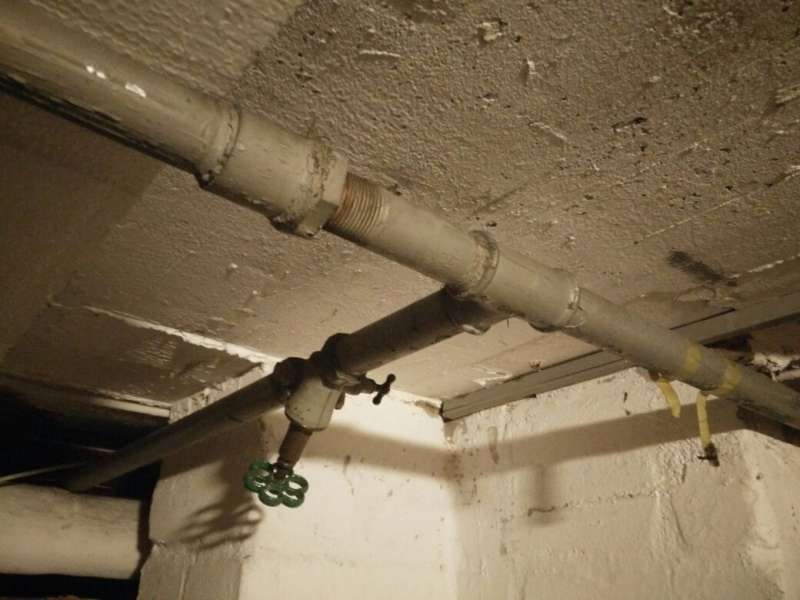 BAU.DE / BAU-Forum: 3. Bild zu Frage "Sanierung Reihenhaus BJ. 1963" im BAU-Forum "Modernisierung / Sanierung / Bausch&auml;den"