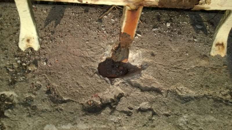 BAU.DE / BAU-Forum: 2. Bild zu Antwort "Bilser der Mauerkrone" auf die Frage "Mauerkrone sanieren: Anleitung, Materialauswahl & Fl&uuml;ssigkunststoff-Empfehlung?" im BAU-Forum "Modernisierung / Sanierung / Bausch&auml;den"