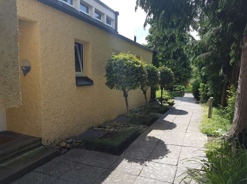 BAU.DE / BAU-Forum: 3. Bild zu Frage "Dach-D&auml;mmung Seitenbau & Decke abh&auml;ngen &nbsp;-&nbsp; wie?" im BAU-Forum "Modernisierung / Sanierung / Bausch&auml;den"