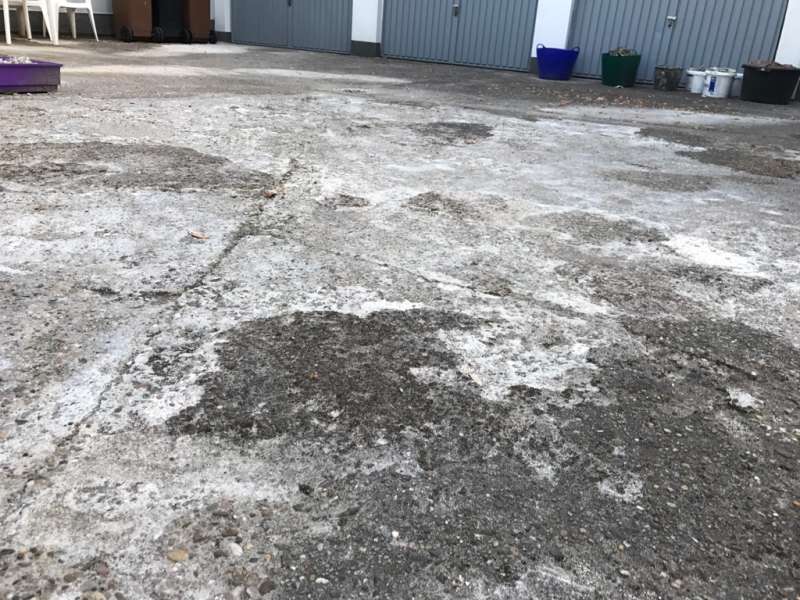 BAU.DE / BAU-Forum: 2. Bild zu Frage "Innenhof Sanierung" im BAU-Forum "Modernisierung / Sanierung / Bausch&auml;den"