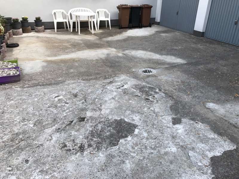 BAU.DE / BAU-Forum: 3. Bild zu Frage "Innenhof Sanierung" im BAU-Forum "Modernisierung / Sanierung / Bausch&auml;den"