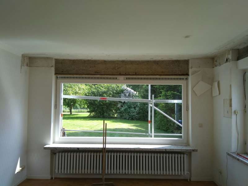 BAU.DE / BAU-Forum: 1. Bild zu Frage "Schmaler Sturz oder Ringanker: Unterschiede, Funktion & Notwendigkeit im Altbau?" im BAU-Forum "Modernisierung / Sanierung / Bauschäden" BAU.DE / BAU-Forum: 1. Bild zu Frage "Schmaler Sturz oder Ringanker: Unterschiede, Funktion & Notwendigkeit im Altbau?" im BAU-Forum "Modernisierung / Sanierung / Bauschäden"